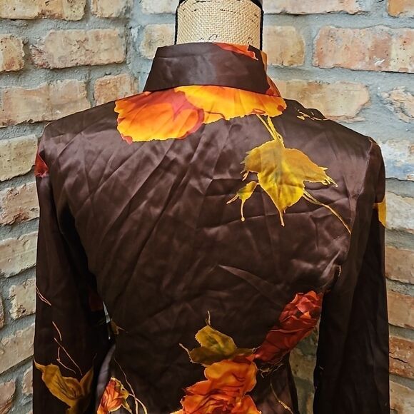 Nygard Collection brown floral silk top size 6 - Picture 6 of 11